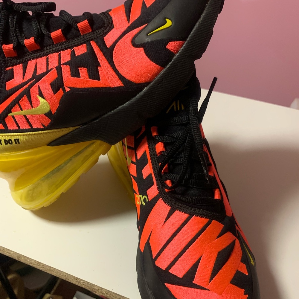 Nike AIRMAX 270 EUC Orange red color, Black and Yellow Athletic Shoes.